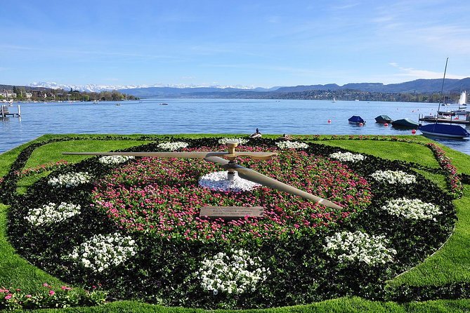 3 in 1: Zurich Walking Tour - Cruise on the Lake - Cable Car Ride to Felsenegg - Pace, shoes, and who will enjoy this most