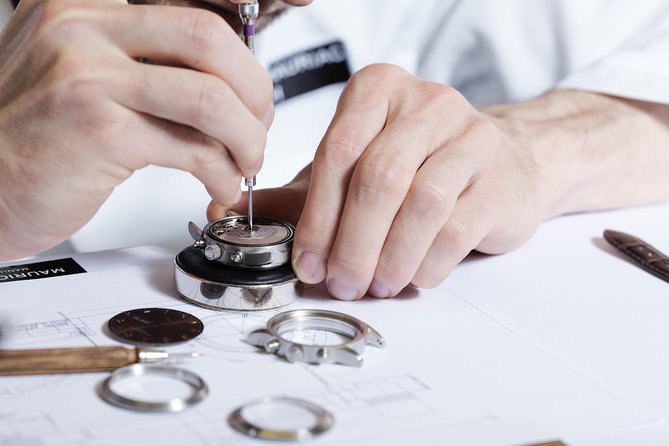 À Maurice Watch Workshop in Zurich - Watchmaker wardrobe, photo moments, and the gift at the end