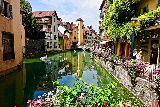 Annecy - Venice of the Alps - Tour from Geneva - Château d’Annecy museum stop, what’s optional and what to plan