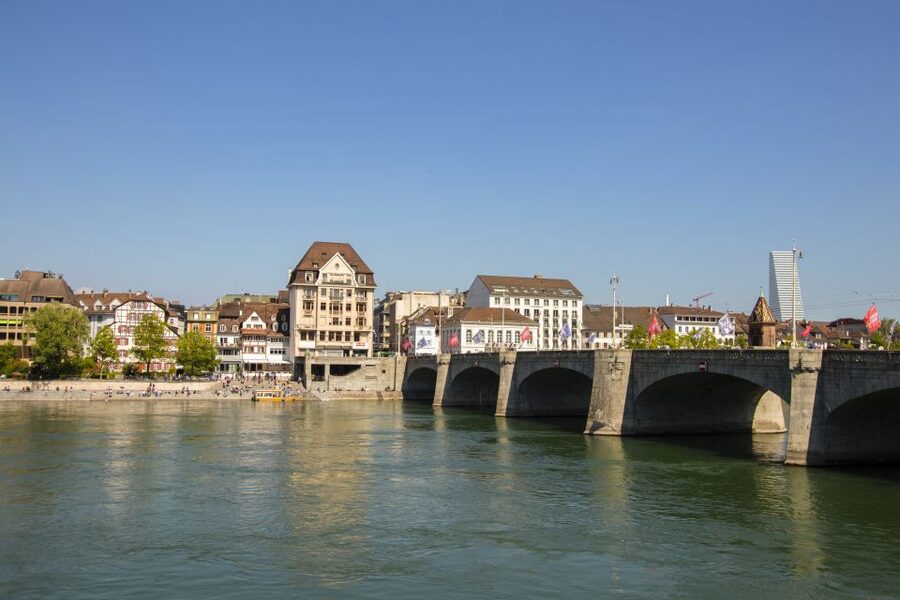 Basel: Express Walk with a Local in 60 minutes - How to Plan Around Weather, Pace, and Your Stops