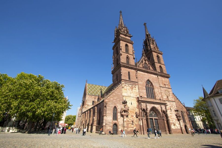 Basel: Express Walk with a Local in 60 minutes - Meeting at St-Alban City Gate: Start Point and First Impressions