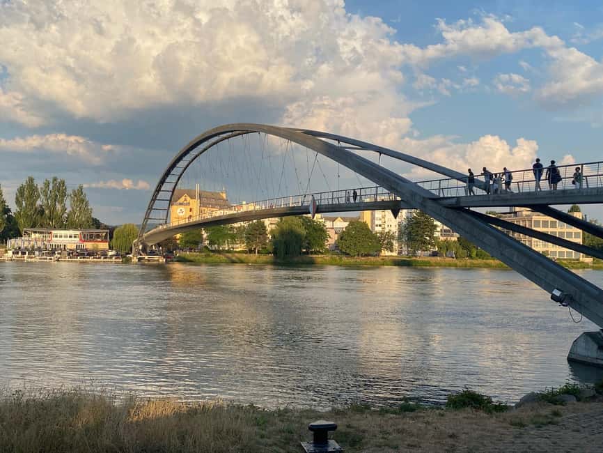 Basel: Fancy a bike tour through 3 countries in 60 minutes? - Returning upstream: Klybeck Wood Park and the alternative-culture harbor feel