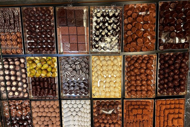 Basel Farmer's Market, Cheese, Chocolate & Pastry Tour - Key things that make this tour work