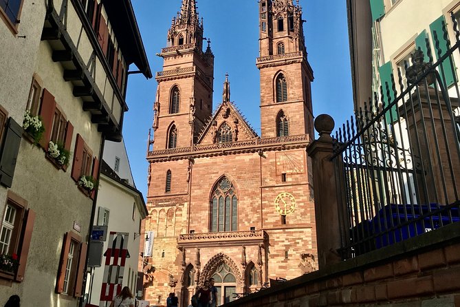 Basel Historical Old Town Tour - Romanesque passageways: the slow part that makes the city feel real