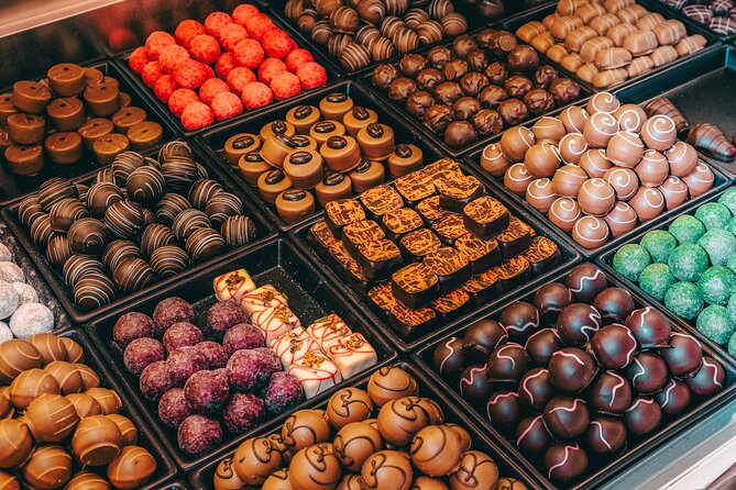 Bern: Chocolate Tasting and Walking Tour with a Local - A Small-Group Bern Chocolate Walk Starting at Christoffelapotheke