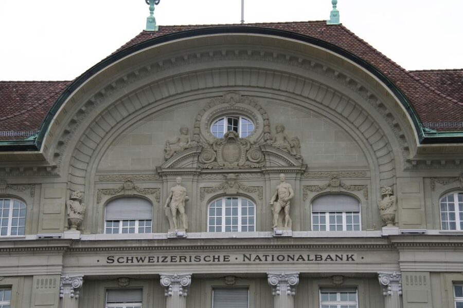 Bern: Private Walking Tour with a Local Guide - Fountains of Bern: where the city shows off its personality