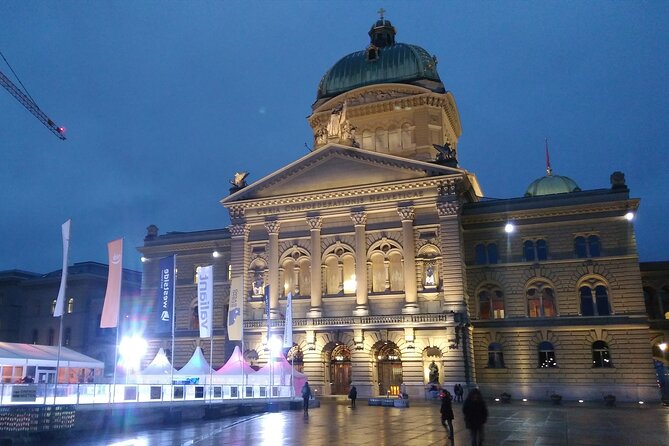 Bern: Private Walking Tour with a Local Guide - How pickup and the opening walk set you up