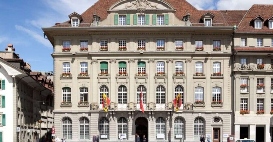 Bern: Private Walking Tour with a Local Guide (Private tour) - Museum Options Without Waste: How to Add a Real Visit