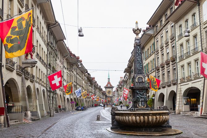 Bern Scavenger Hunt and Highlights Self Guided Audio Tour - Zytglogge area and Zahringerbrunnen: where Bern really comes alive
