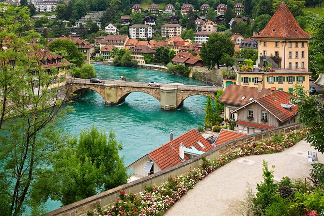 Bern Scavenger Hunt and Highlights Self Guided Audio Tour - How the World City Trail app runs the hunt