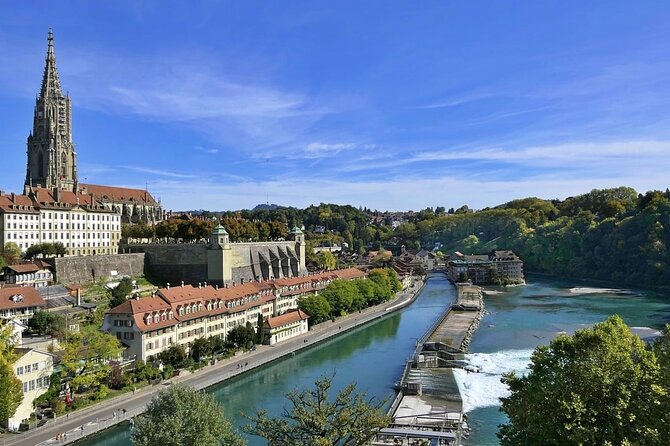Bern Walking Tour: Explore Top Sights & Hidden Gems - Parliament Building Stop: Switzerland’s Democracy in Stone