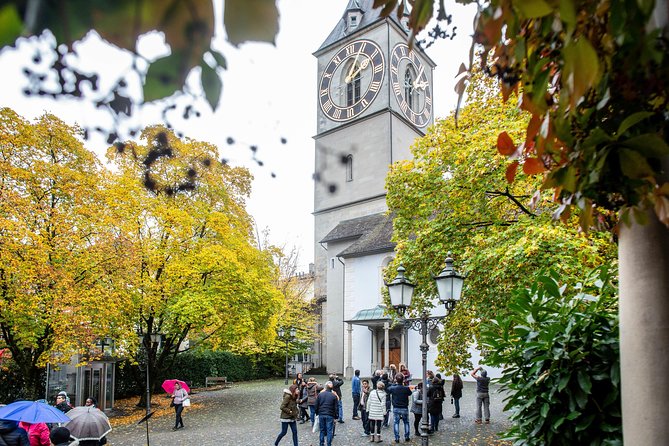 Best of Zurich Tour with Felsenegg Cable Car and Ferry Ride - Rolling past Zurich’s must-know landmarks from the coach window