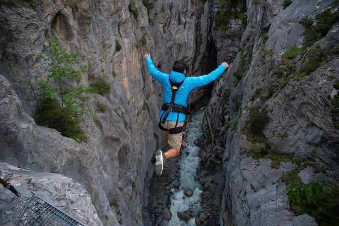 Canyon Swing with OUTDOOR - Canyon swing highlights in Grindelwald you will feel immediately