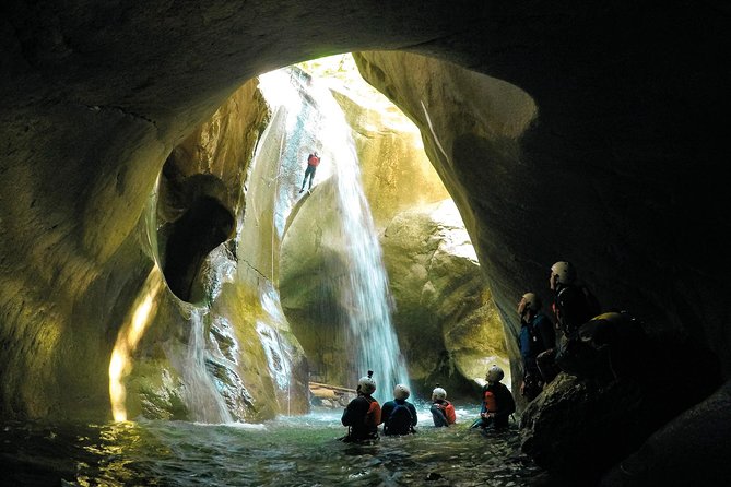 Canyoning Chli Schliere with OUTDOOR (Advanced) - Who this advanced canyoning day suits best