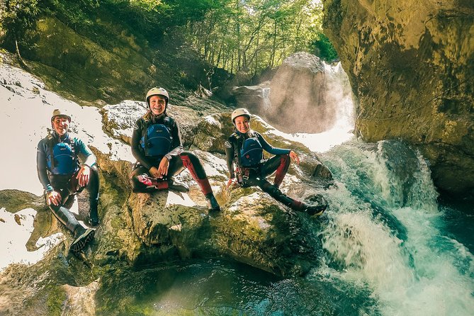 Canyoning Interlaken with OUTDOOR - Gear check: wetsuits, showers, and the comfort piece most people underestimate