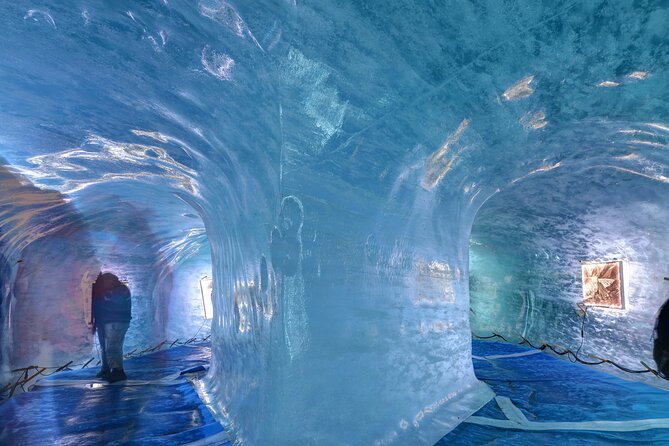 Chamonix-Mont Blanc Day Trip - What to Bring: Warm Layers, Sun Protection, and a Calm Mind