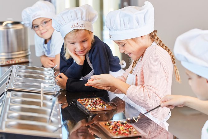 Chocolate factory Individual experience tour - Group size and English: why max 8 is a real advantage