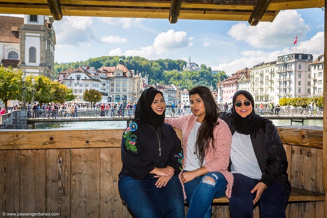 Chocolate Tasting with Lake Trip and City Tour: The Ultimate Lucerne Experience - Luzern Altstadt on Foot: Chapel Bridge, Lion Monument, and Lucerne Castle