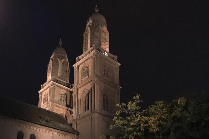 City tour Zurich with the city whispers from CHF 21.00 - From Zurich HB to Bahnhofstrasse, rail to retail in one smooth start