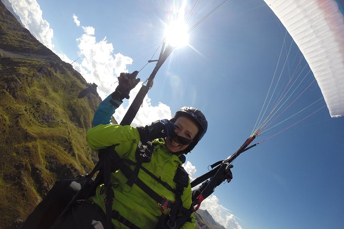 Davos Absolutely Free Flying Paragliding Tandem Flight 1'000 Meters High - 1,000 Meters of Air Time: The Reality of the Flight