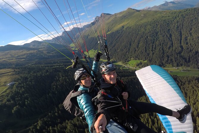 DAVOS: Paragliding For 2 Passengers - Together In The Air! (Video&Photos Incl.) - Meeting Point and Timing: Simple, But Still Arrive Ready