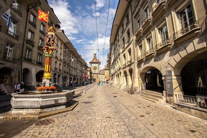 Discover Bern’s most Photogenic Spots with a Local - Where you start at Christoffelapotheke and how the meeting sets you up