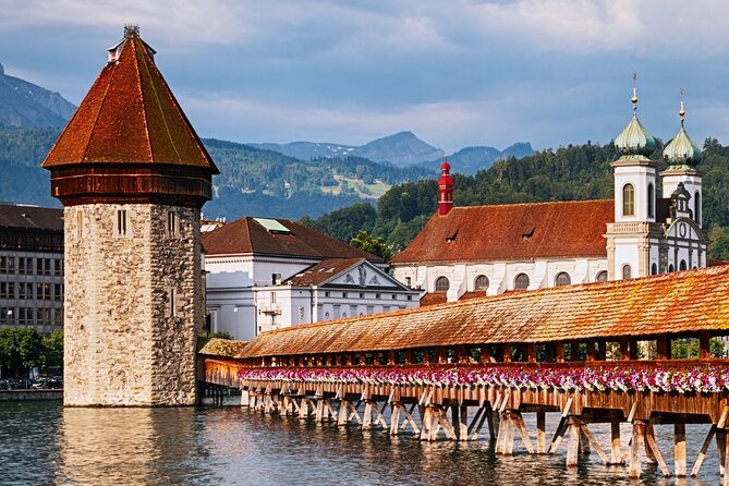 Exclusive Panoramic Train Journey though the Heart of Swiss - Zurich to Lucerne, with a Mercedes head start