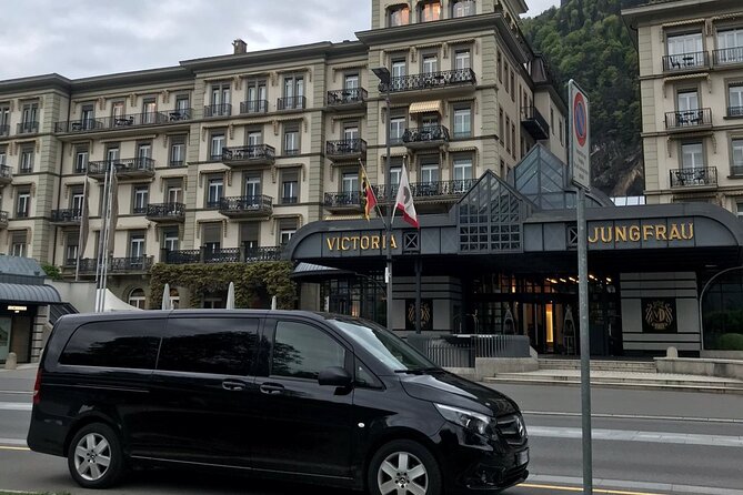 Experience Swiss Countryside on a Private Tour by Car from Zurich - Grindelwald’s cobblestones, chalets, and the Eiger-Mönch-Jungfrau backdrop