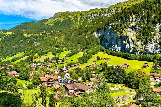 Experience Swiss Countryside on a Private Tour by Car from Zurich - The cheese farm detour and St. Beatus Caves under the Niederhorn