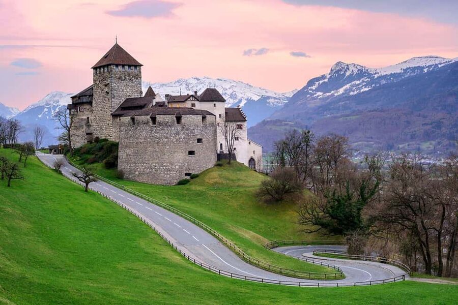 Explore 4 Countries in a Day: Liechtenstein,Austria&Germany - Why a four-country day trip from Zurich feels efficient