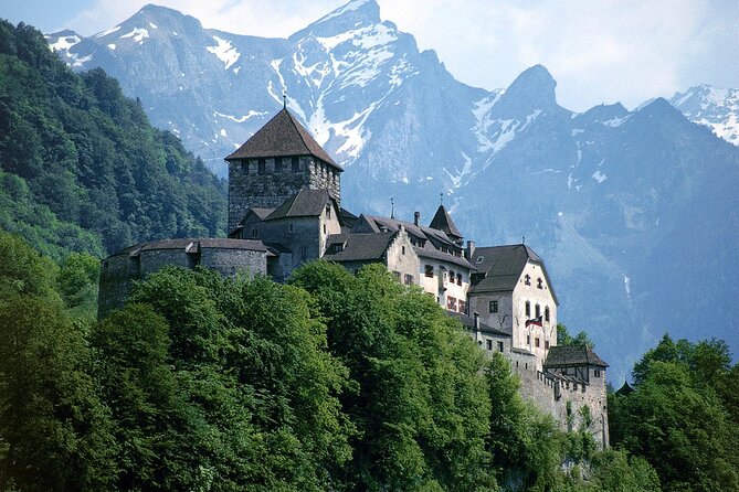 Explore 4 Countries in a Day: Liechtenstein,Austria,Swiss&Germany - Key highlights to look for