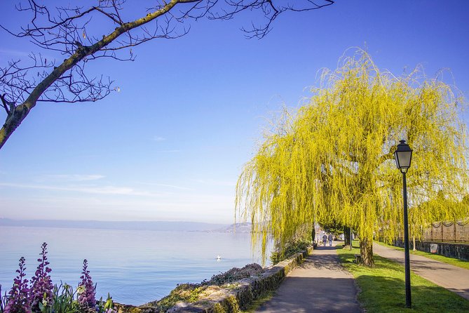 Explore Montreux in 60 minutes with a Local - Key things that make this Montreux tour work