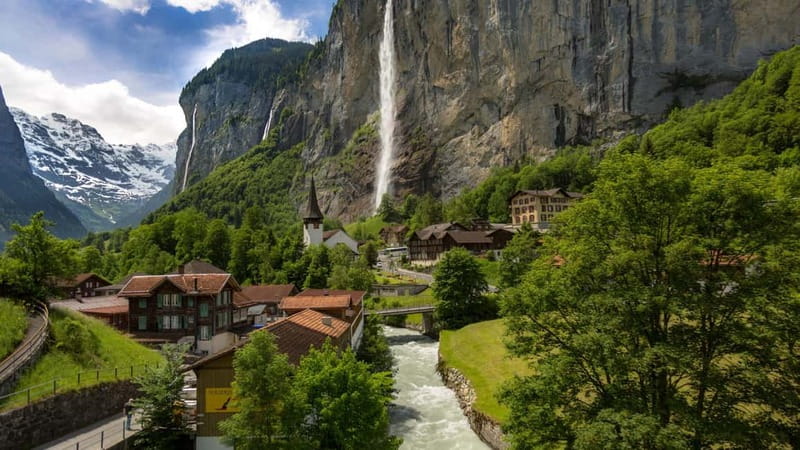 Explore Swiss Villages: Interlaken-Grindelwald(Private Tour) - Lauterbrunnen Valley: waterfalls that feel bigger than photos