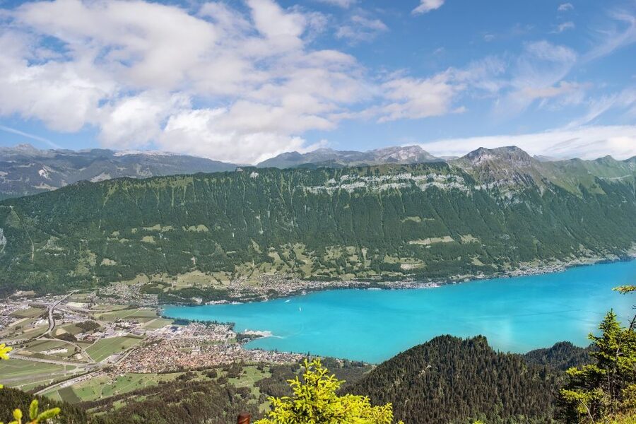From Geneva: Full-Day Trip to Interlaken - The view-factor: Eiger, Mönch, Jungfrau and how to time the summit options