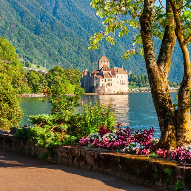 From Geneva: Gruyeres Castle, Cheese, Chocolate & Montreux - Montreux promenade walk, a calm ending by Lake Geneva