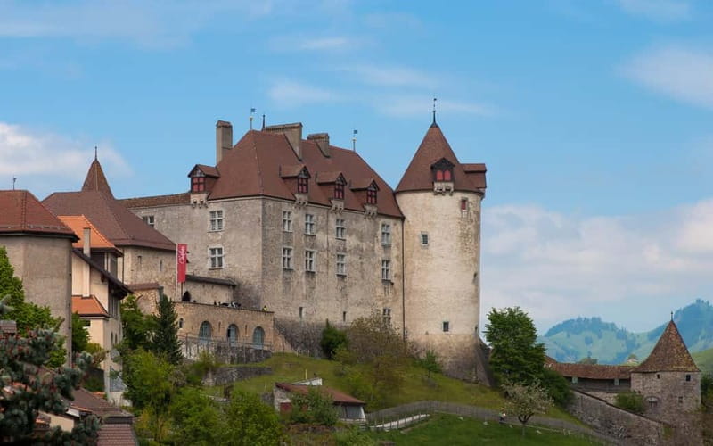 From Geneva: Gruyères Tour with Cheese & Chocolate Factories - Who this Gruyères chocolate and cheese day trip fits best