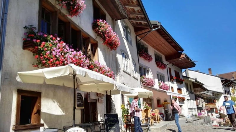From Geneva: Gruyères Tour with Cheese & Chocolate Factories - Maison du Gruyère: what the cheese stop really gives you