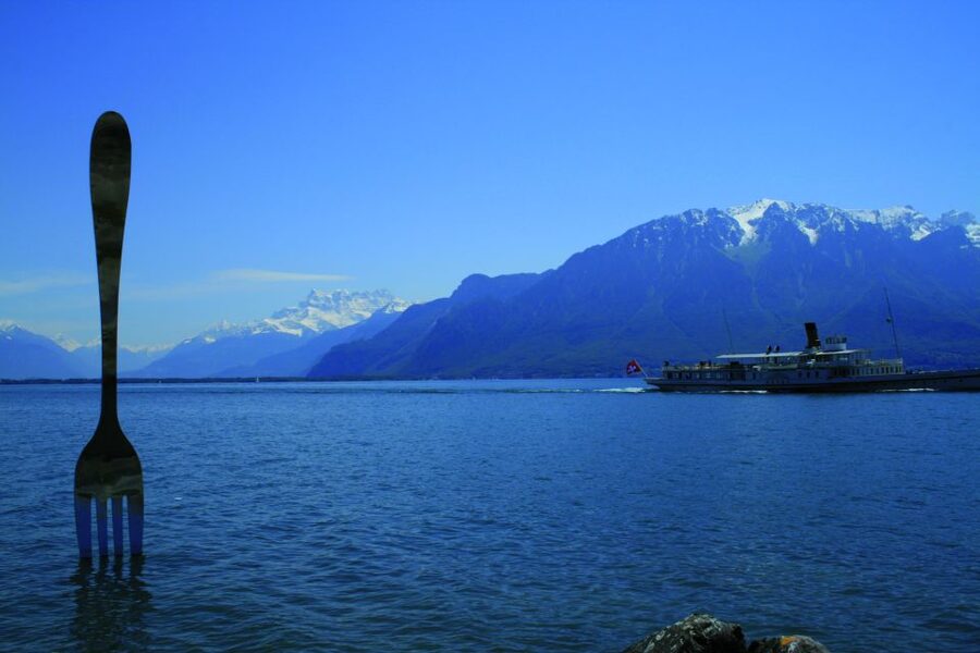 From Geneva: Swiss Riviera Private Tour - Montreaux Free Time, Glamour With Easy Lakeside Access
