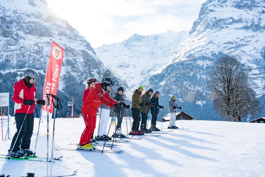 From Interlaken: 8-Hour Skiing in Grindelwald for Beginner's - Safety basics and the first technique: learn to control speed