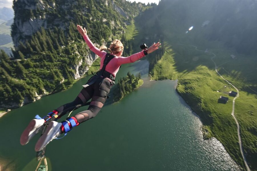 From Interlaken: Stockhorn Bungee Jump - Price and value: is $309 worth it for a 5-hour outing?