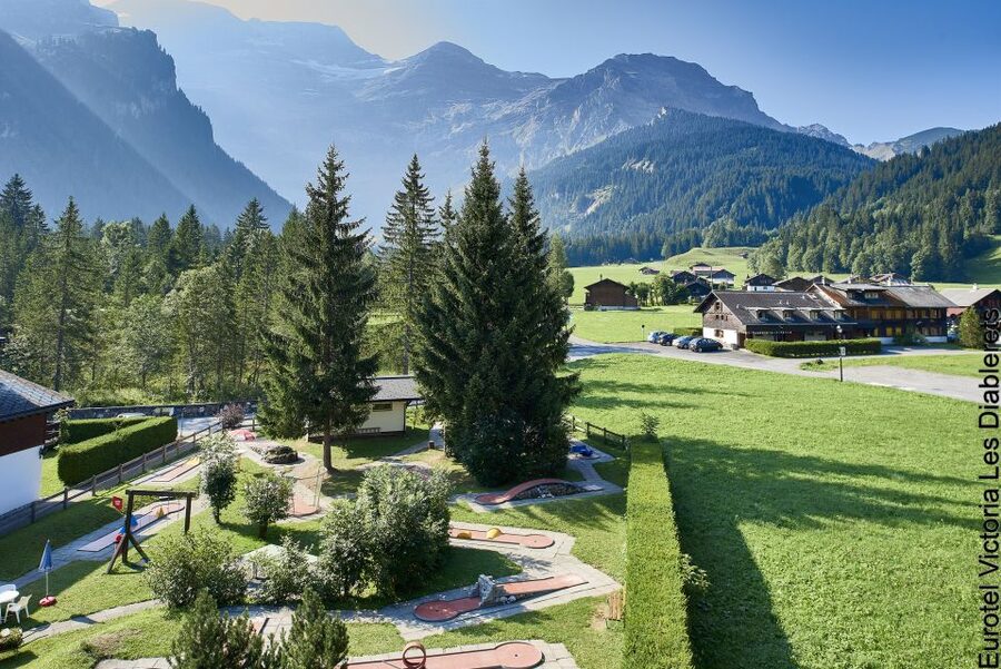 From Lausanne: Glacier 3000 experience and Montreux - Montreux after the mountains, a calm change of pace
