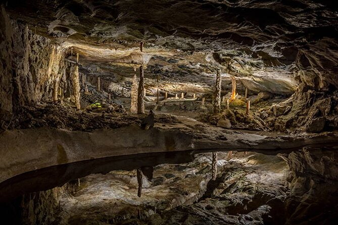 From Lucerne: Swiss Alps, Lauterbrunnen, Grindelwald Small Group - Beatus Caves and the Cave-to-Mountains Transition