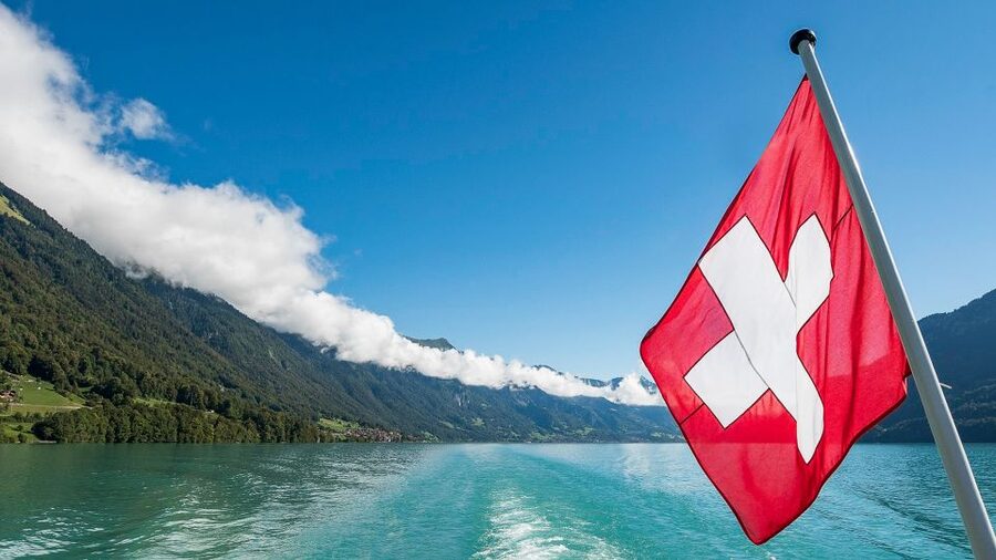 From Milan: Interlaken & Swiss Alps Day Trip - The 7:15 Milan departure, and how not to lose the group