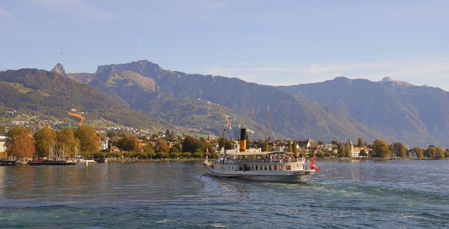 From Vevey: 2-Hour Riviera Cruise - Why this 2-hour Riviera cruise feels like real sightseeing
