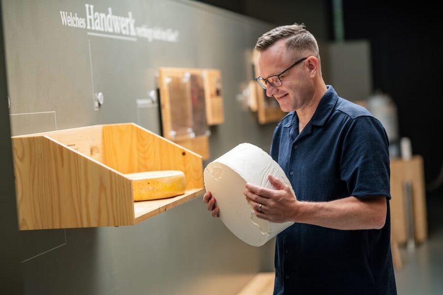 From Zurich: Chocolate and Cheese Tour in Appenzell - Price and value: why $102 can feel fair for a factory-plus-town day