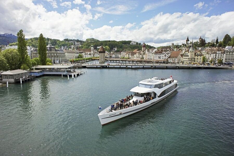 From Zurich: Day Trip to Lucerne with Optional Yacht Cruise - Lucerne Old Town free time: how to use it wisely
