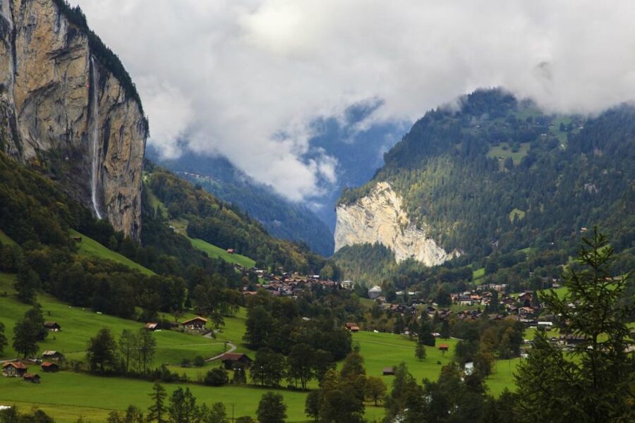 From Zurich: Jungfraujoch Guided Day Tour with Cogway Train - Jungfraujoch at 3,454 m: What to Expect Once You Arrive