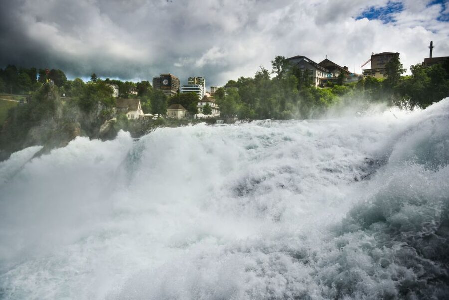 From Zurich to The Rhine Falls - Should you book this Rhine Falls and Schaffhausen tour?