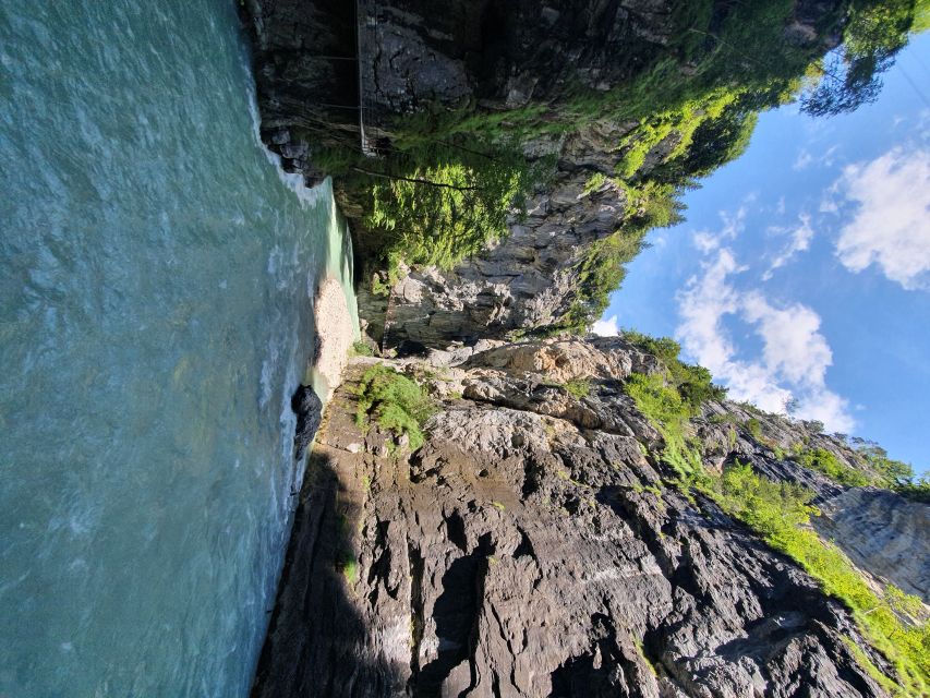 From Zurich: Waterfalls Valley & Aareschlucht Gorge Day Tour - Staubbach and Trummelbach: Seeing Water Drop from Over 300 Meters