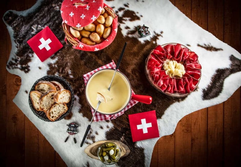 Geneva: City Tour and Fondue Cooking Class, Swiss Folklore - Key things to know before you go